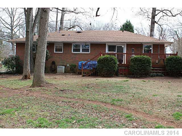 Property image 2 at 3918 Allwood Drive, Charlotte, NC 28217