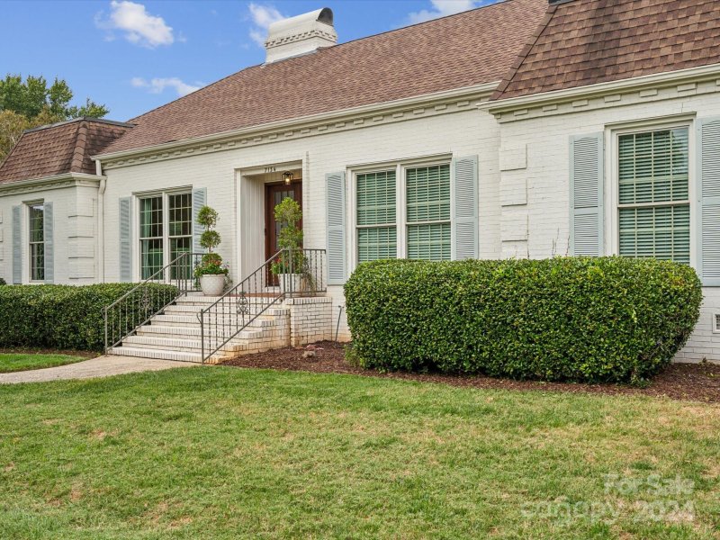 Property image 4 at 7134 Park Road, Charlotte, NC 28210