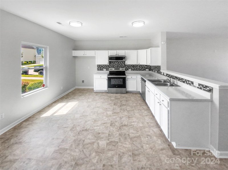 Property image 2 at 264 Aershire Court, Concord, NC 28025