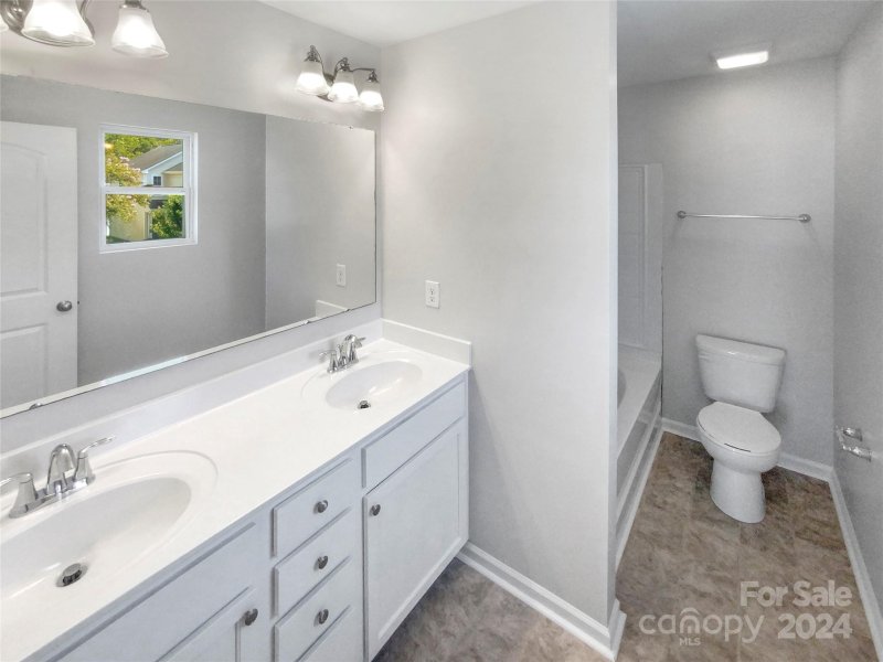 Property image 5 at 264 Aershire Court, Concord, NC 28025