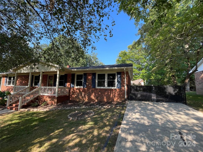 Property image 3 at 1906 Hemlock Drive, Albemarle, NC 28001