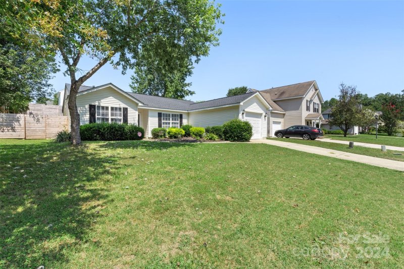 177 Bellelaine Drive