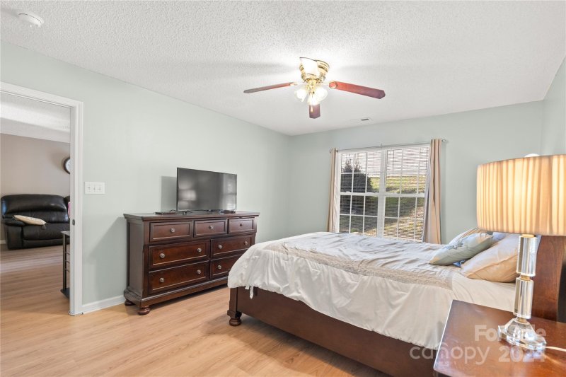 Property image 3 at 177 Bellelaine Drive, Mooresville, NC 28115