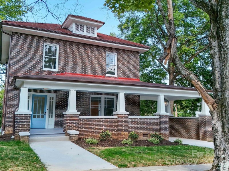 Property image 2 at 300 W Thomas Street, Salisbury, NC 28144