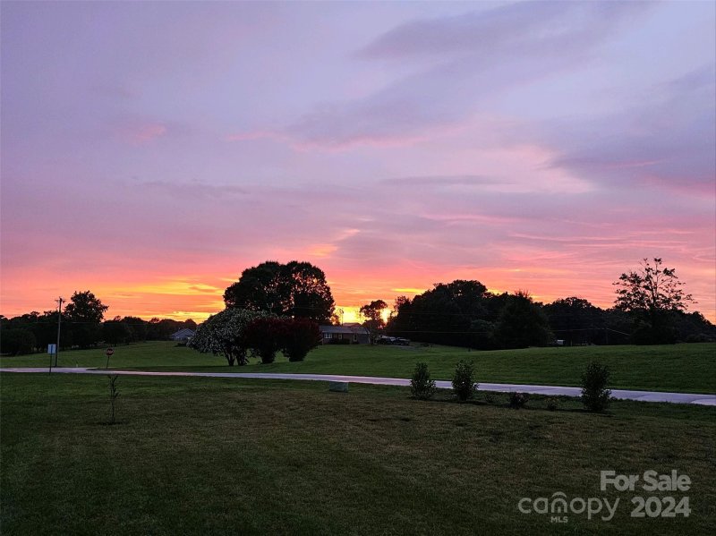 Property image 2 at 2261 Eva Court, Lincolnton, NC 28092