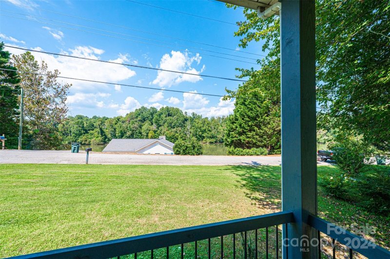 Property image 3 at 204 Catawba Avenue, Hickory, NC 28601