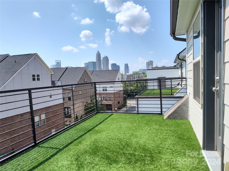 Property image 3 at 15032 New Amsterdam Lane, Charlotte, NC 28204