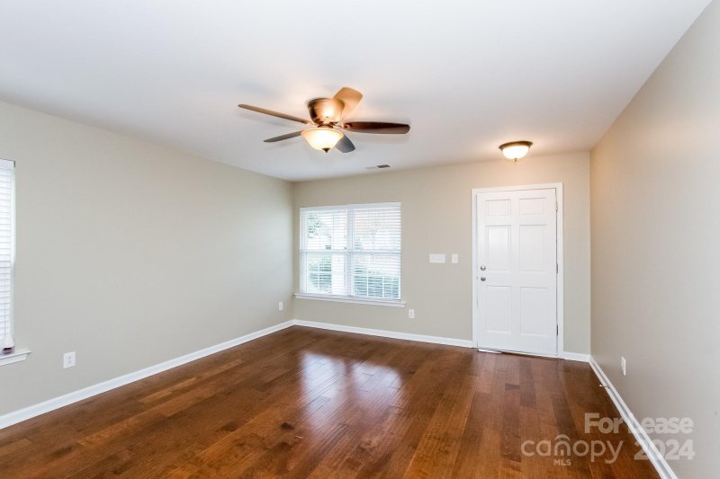 Property image 2 at 10307 Hugue Way, Charlotte, NC 28214