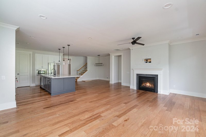 Property image 3 at 1037 Thatcher Way, Fort Mill, SC 29715