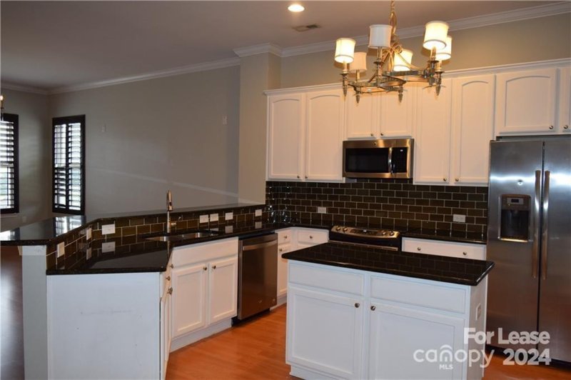 Property image 2 at 17200 Bridgeton Lane, Huntersville, NC 28078