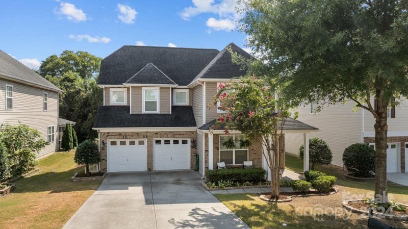 Property image 2 at 9804 Loughlin Lane, Charlotte, NC 28273