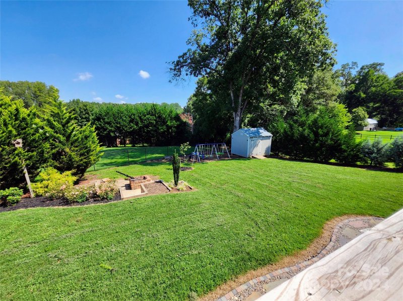 Property image 5 at 10 Spruce Pine Drive, Belmont, NC 28012