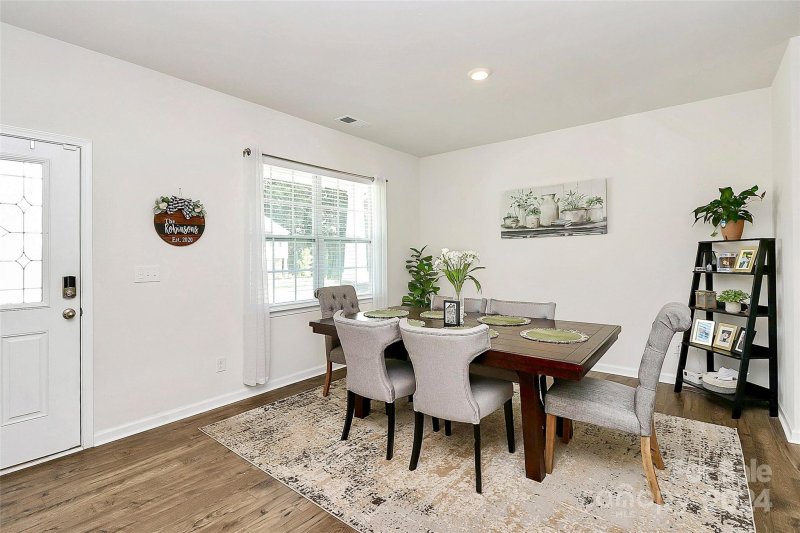 Property image 3 at 6305 Ellimar Field Lane, Charlotte, NC 28215