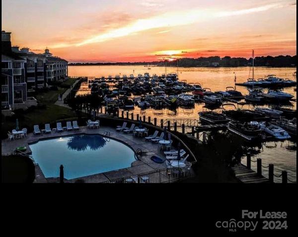 18755 Vineyard Point Lane