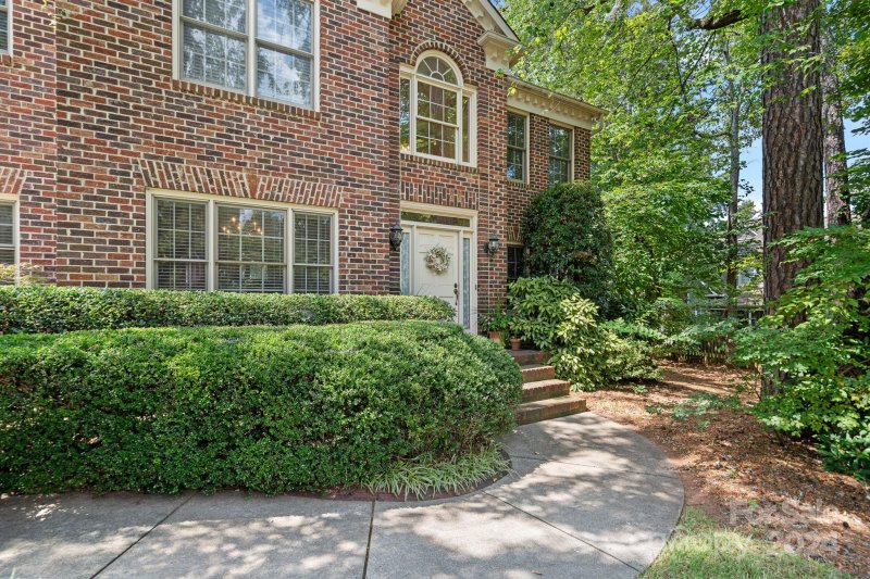 Property image 2 at 8907 Pointview Place, Charlotte, NC 28269