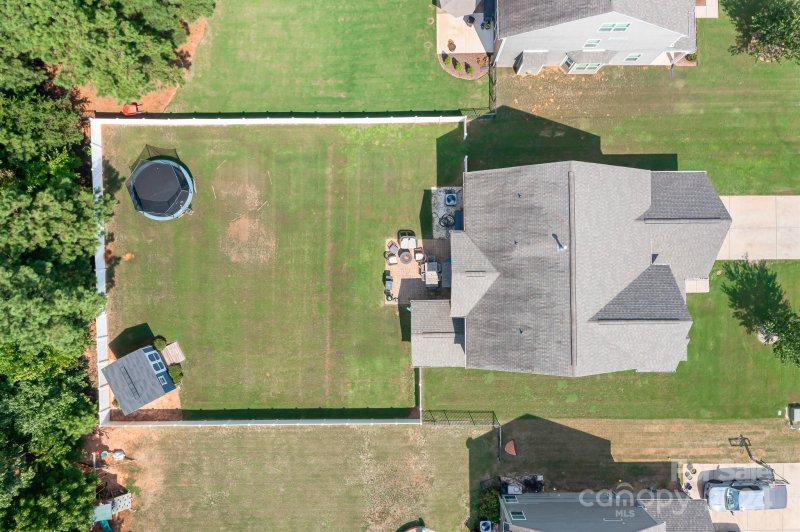 Property image 5 at 5879 Mcclintock Drive, Denver, NC 28037