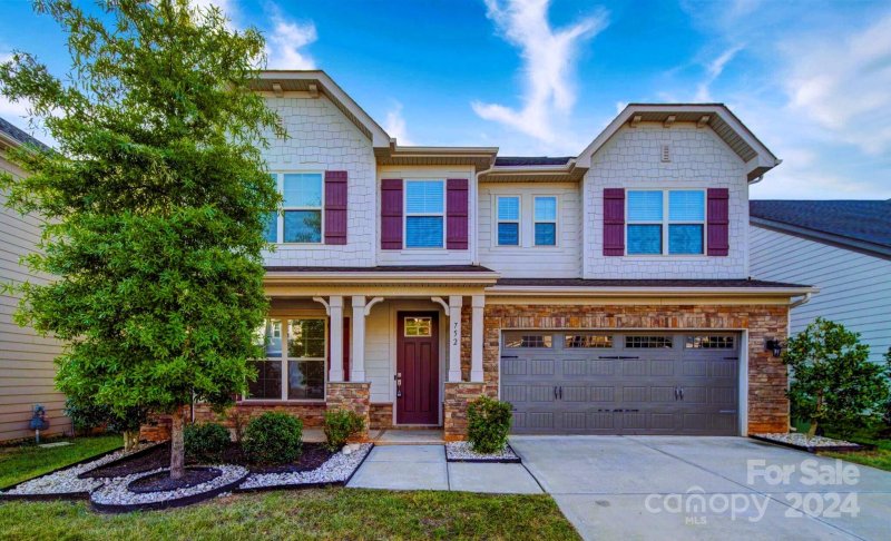 Property image 2 at 752 Garrett Green Way, Fort Mill, SC 29715
