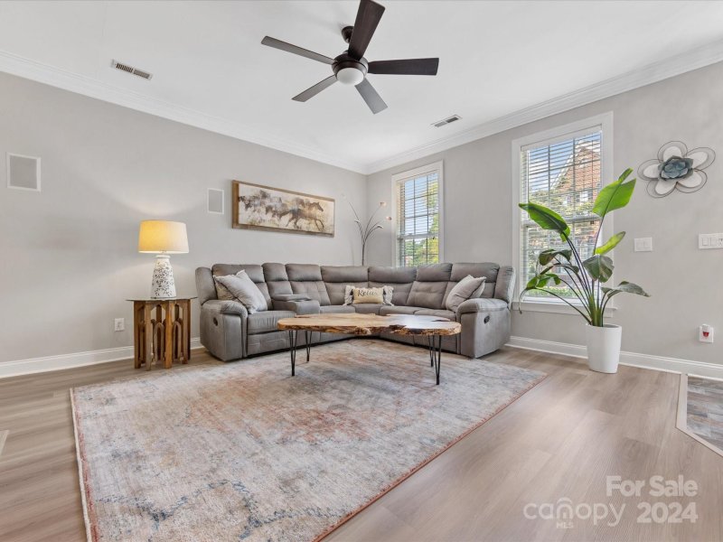 Property image 3 at 9123 Bonnie Briar Circle, Charlotte, NC 28277