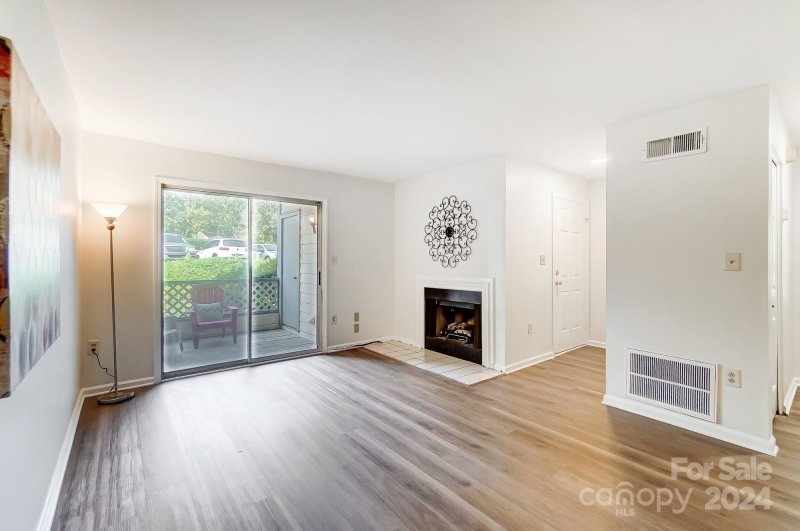 Property image 3 at 8123 Tremaine Court, Charlotte, NC 28227