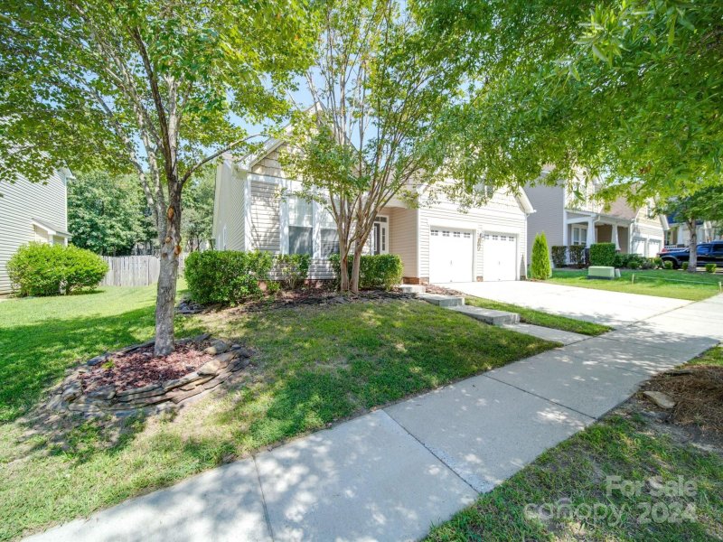 Property image 3 at 2211 Winding River Drive, Charlotte, NC 28214