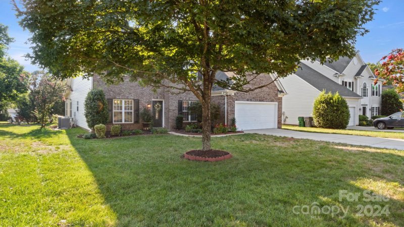 Property image 3 at 9523 Mitchell Glen Drive, Charlotte, NC 28277