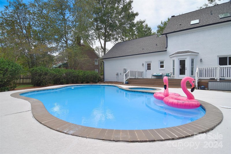 Property image 2 at 10607 Kennel Lane, Charlotte, NC 28277