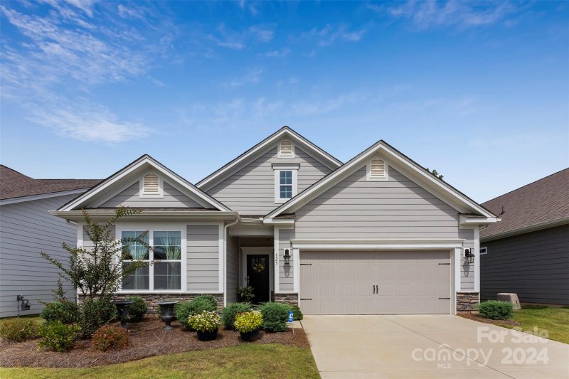 Property image 2 at 625 Latrobe Drive, Iron Station, NC 28080