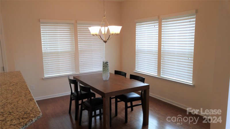 Property image 5 at 2504 Alyssa Lane, Charlotte, NC 28208