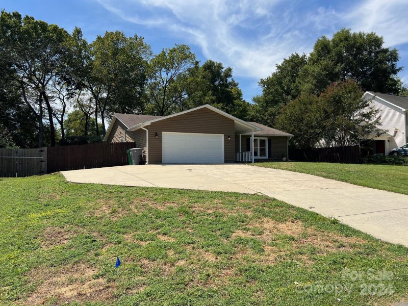 Property image 3 at 6931 Long Needles Drive, Charlotte, NC 28277