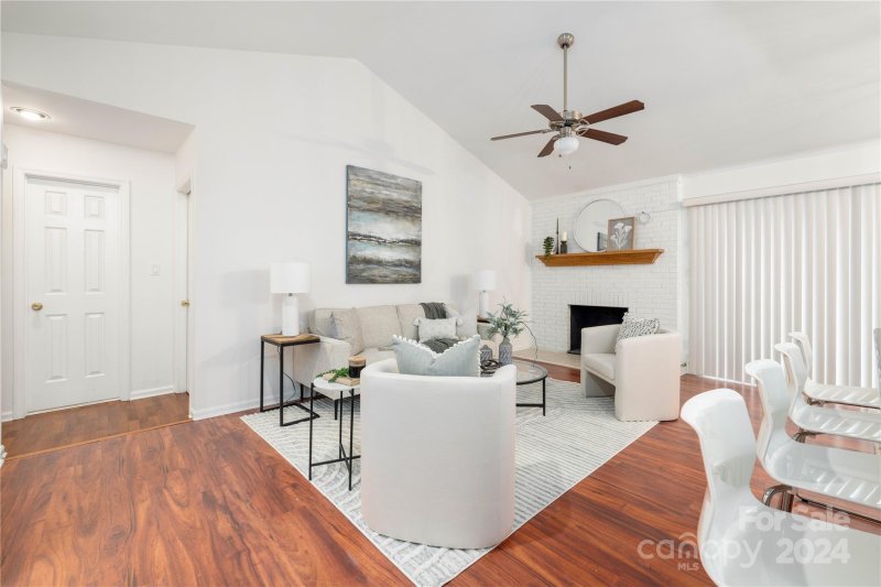 Property image 3 at 9417 S Vicksburg Park Court, Charlotte, NC 28210