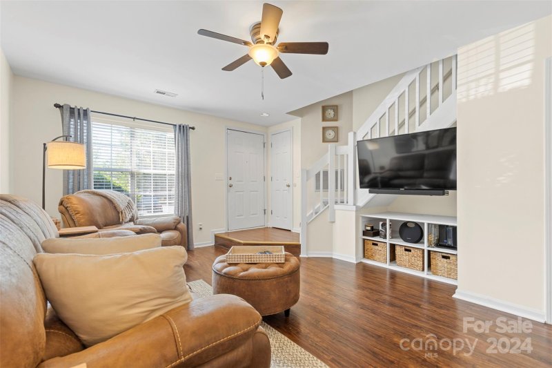 Property image 4 at 5718 Prescott Court, Charlotte, NC 28269