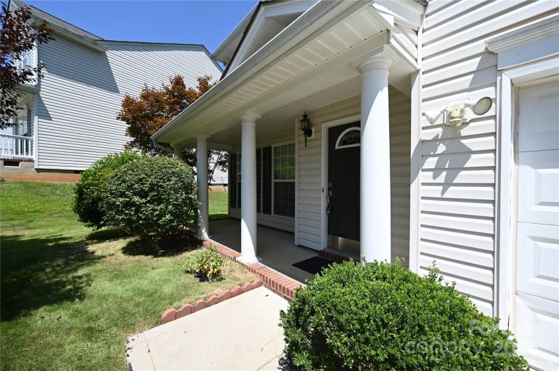 Property image 2 at 319 Lowland Way, York, SC 29745