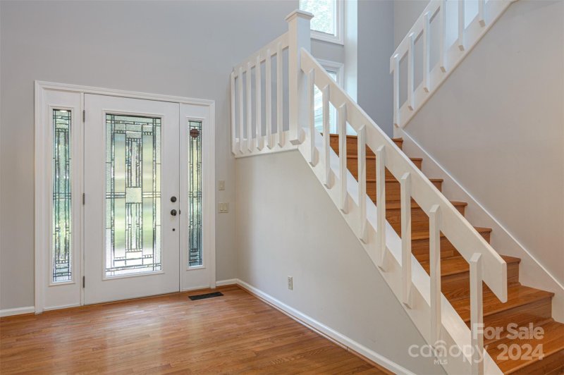 Property image 5 at 910 Sunlight Ridge Drive, Hendersonville, NC 28792