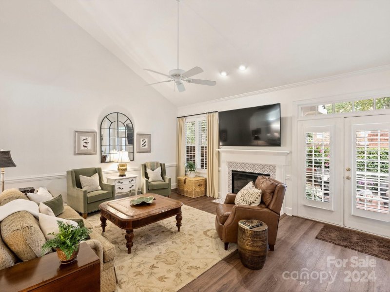 Property image 5 at 3120 Ethereal Lane, Charlotte, NC 28226