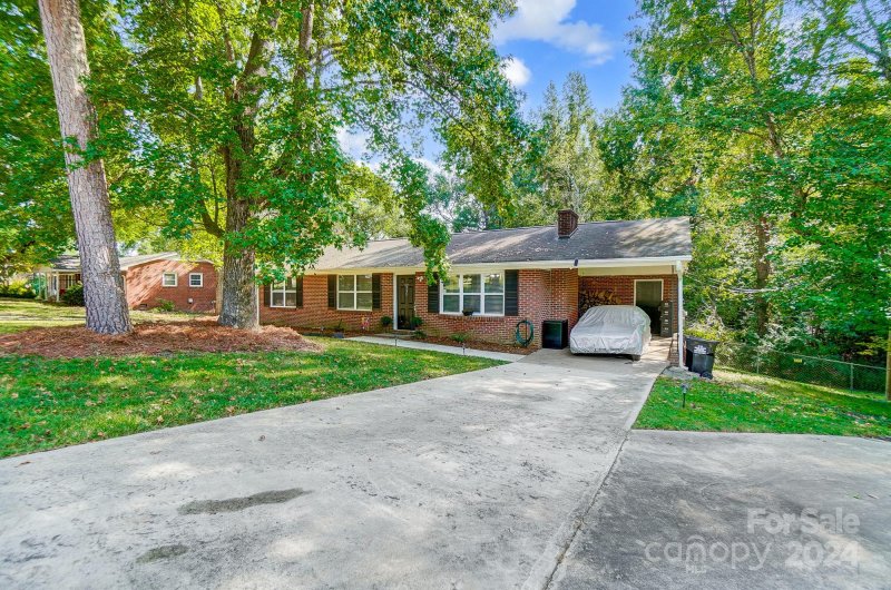 Property image 2 at 531 Ralphs Boulevard, Gastonia, NC 28052