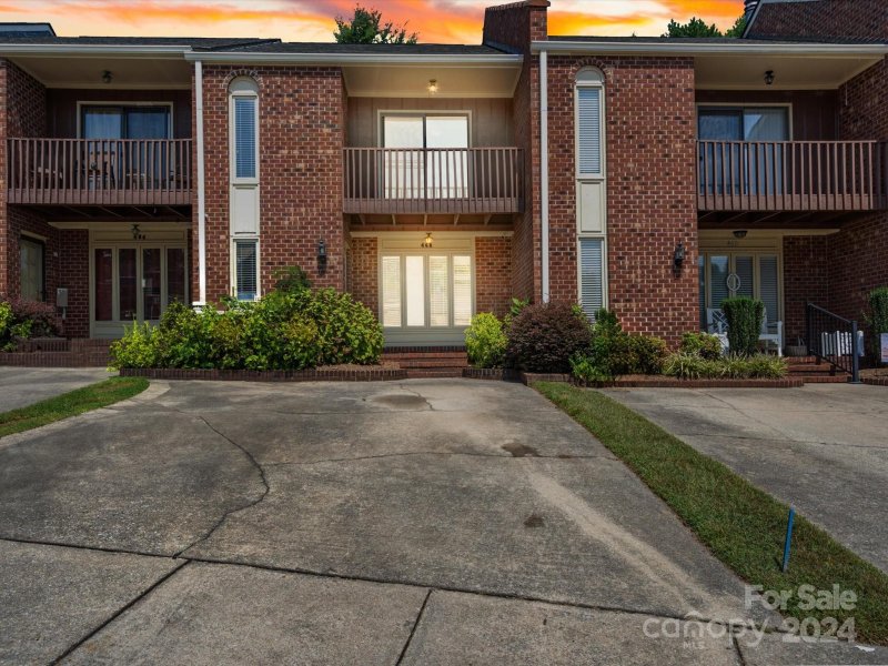 Property image 3 at 462 Camrose Circle, Concord, NC 28025