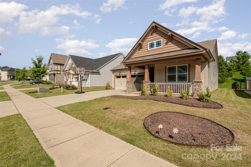 Property image 2 at 2766 Berkhamstead Circle, Concord, NC 28027