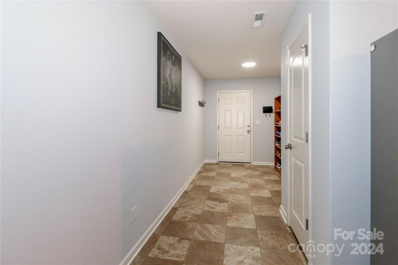 Property image 5 at 9612 Brackenview Court, Charlotte, NC 28214