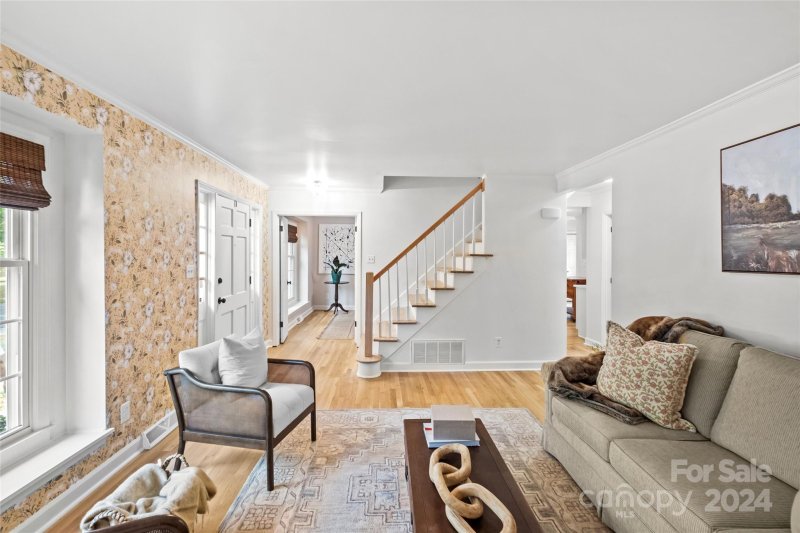 Property image 3 at 4900 Coronado Drive, Charlotte, NC 28212