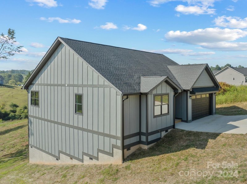 Property image 2 at 1111 Morlin Acres Drive, Marshall, NC 28753