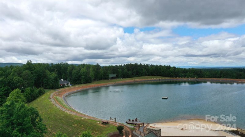 Property image 3 at 33 Grandview Peaks Drive, Nebo, NC 28761