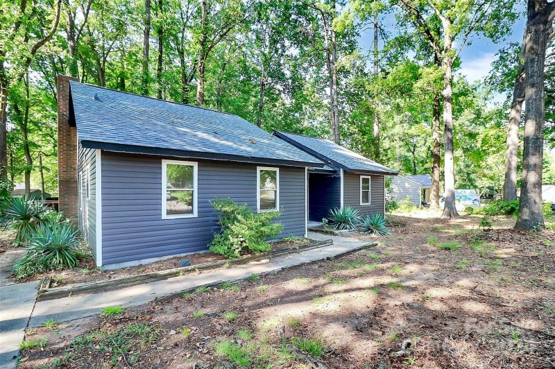 Property image 2 at 5223 Great Wagon Road, Charlotte, NC 28215