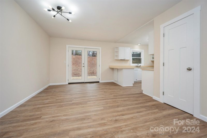 Property image 5 at 105 Hunter S Field, Mills River, NC 28759