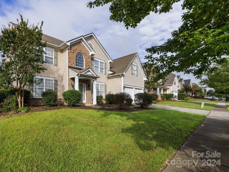 Property image 2 at 13808 Mallard Lake Road, Charlotte, NC 28262