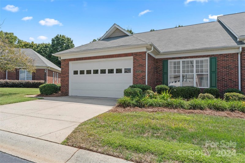 Property image 2 at 13240 Mint Lake Drive, Matthews, NC 28105