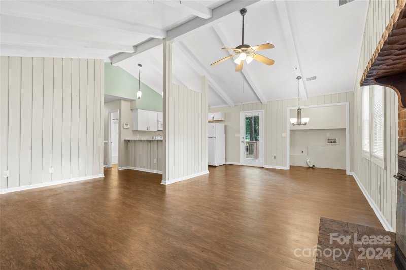 Property image 3 at 7610 King Richard Court, Charlotte, NC 28227