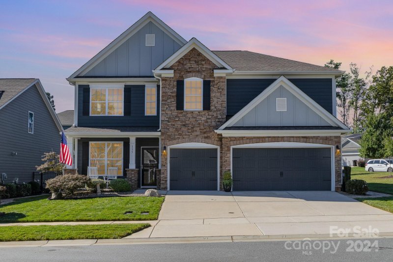 Property image 2 at 135 Tomahawk Drive, Mooresville, NC 28117