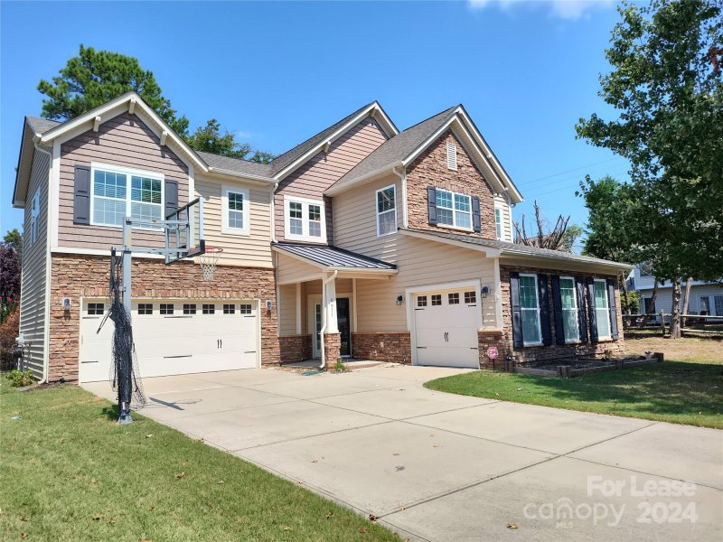 8611 Burnside Lane