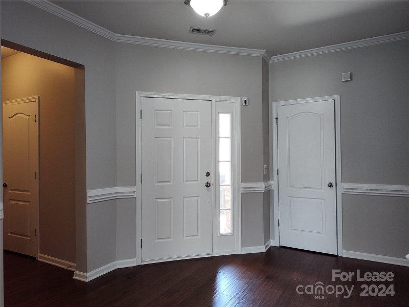 Property image 4 at 8611 Burnside Lane, Charlotte, NC 28277
