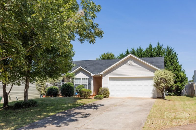 Property image 3 at 11137 Palestrina Road, Charlotte, NC 28215